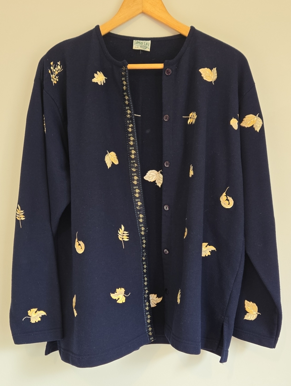 Cottagecore Navy Embroidered Leaf Button-Up Sweater Vintage Soft Autumn Large